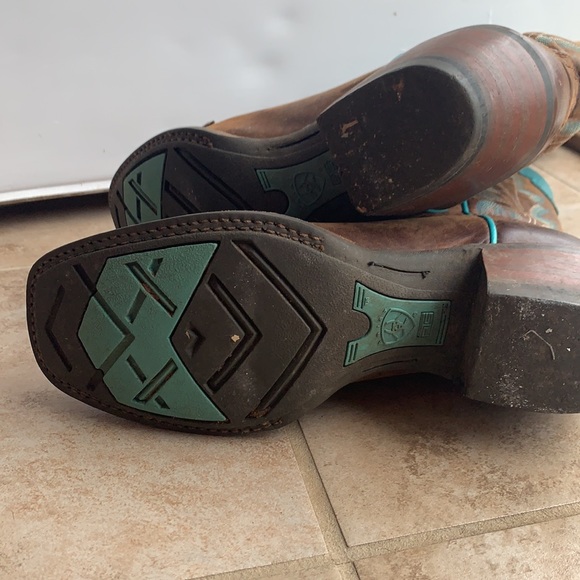 Leather Ariat Boots - Picture 3 of 6